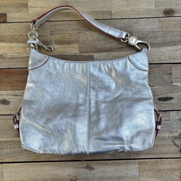 Dooney & Bourke Shoulder Bag Womens Silver Metallic Leather‎ Hobo Red Trim Purse - Picture 6 of 8